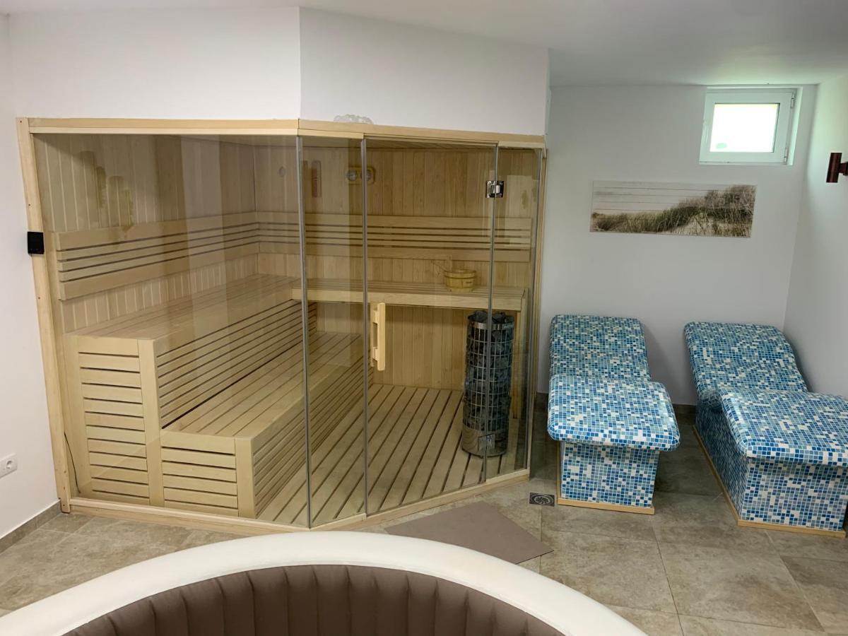Plavi Resort Vinci Dış mekan fotoğraf