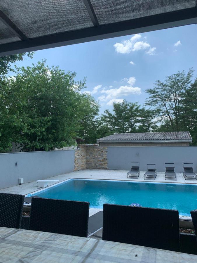 Plavi Resort Vinci Dış mekan fotoğraf